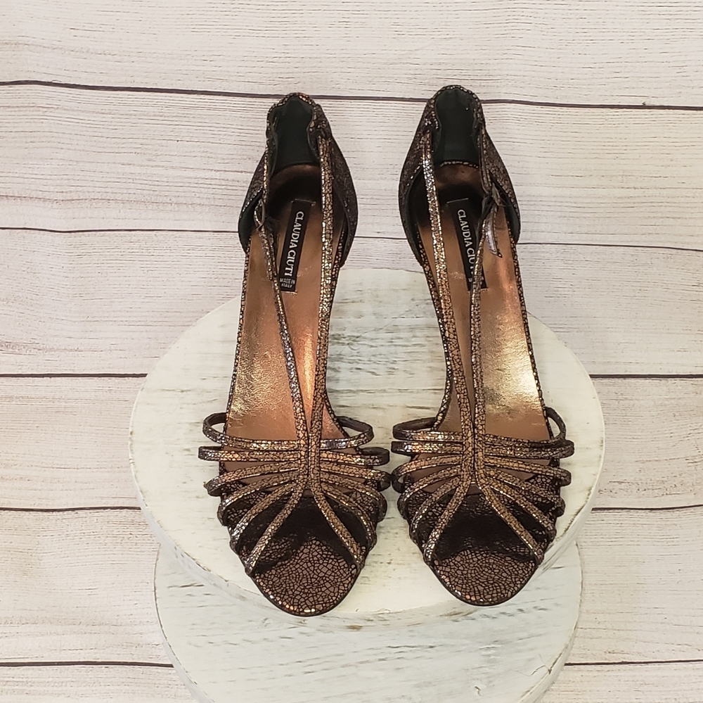 Never Worn Claudia Ciuti heels